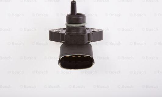 BOSCH 0 281 002 205 - Sensor, təzyiqi artırın furqanavto.az