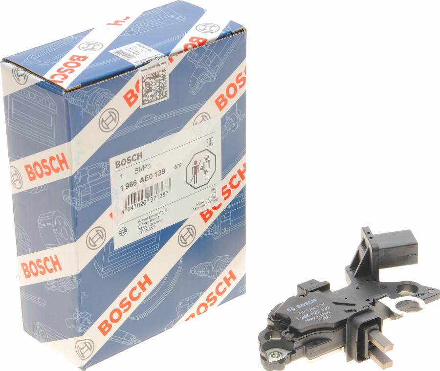 BOSCH 1 986 AE0 139 - Gərginlik tənzimləyicisi, alternator furqanavto.az