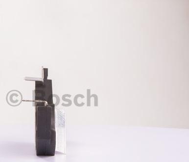 BOSCH F 042 320 220 - Gərginlik tənzimləyicisi, alternator furqanavto.az