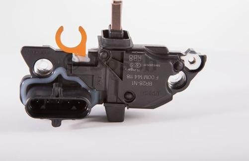 BOSCH F 00M 144 118 - Gərginlik tənzimləyicisi, alternator furqanavto.az