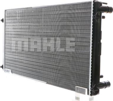 MAHLE CR 829 000S - Radiator, mühərrikin soyudulması furqanavto.az