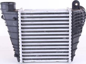 Nissens 96847 - Intercooler, şarj cihazı furqanavto.az