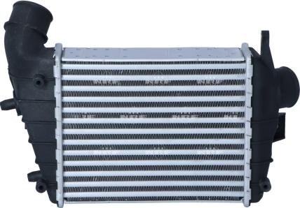 NRF 30123A - Intercooler, şarj cihazı furqanavto.az