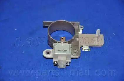 Parts-Mall PXPBA-010 - Gərginlik tənzimləyicisi, alternator furqanavto.az