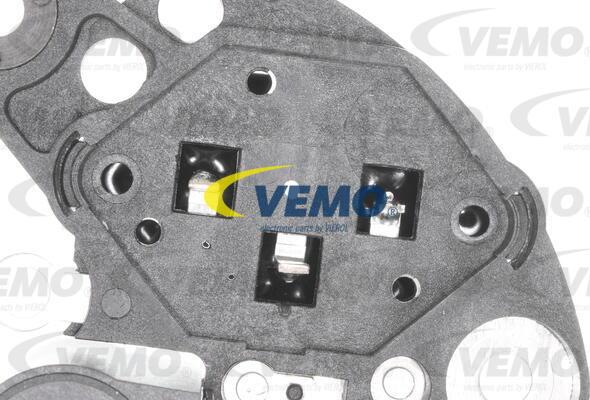 Vemo V10-77-1014 - Gərginlik tənzimləyicisi, alternator furqanavto.az