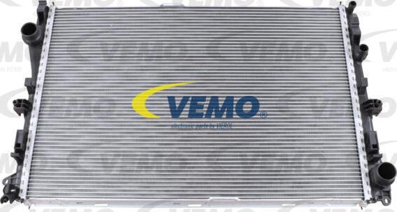 Vemo V30-60-1347 - Radiator, mühərrikin soyudulması furqanavto.az